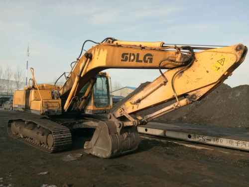 吉林出售转让二手4000小时2011年临工LG6250挖掘机