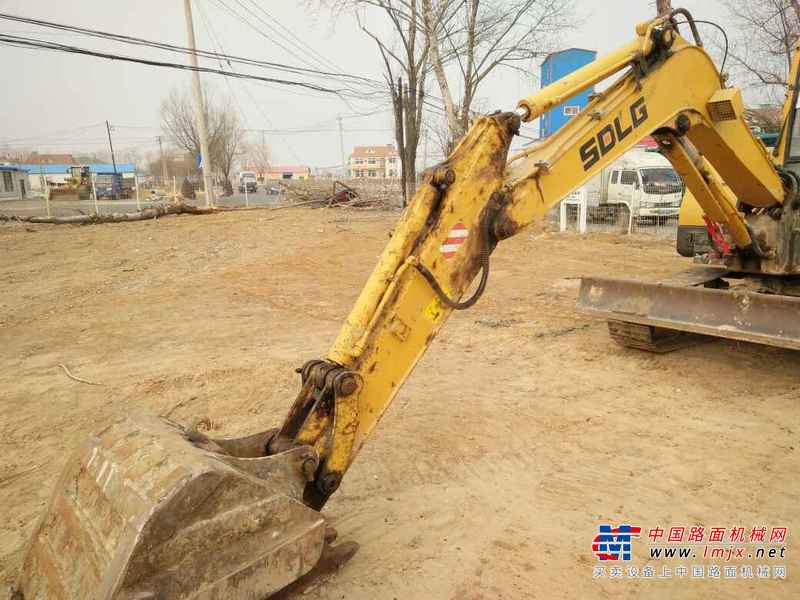 辽宁出售转让二手4000小时2012年临工LG665挖掘机