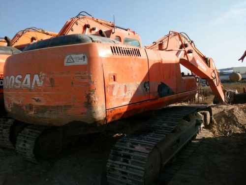 内蒙古出售转让二手15600小时2005年大宇DH220LC挖掘机