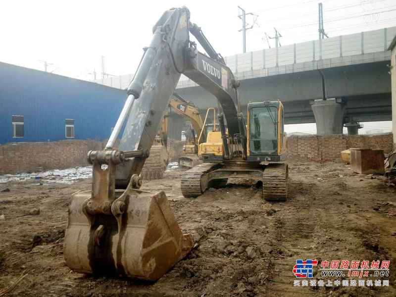 山西出售转让二手6500小时2011年沃尔沃EC210B挖掘机