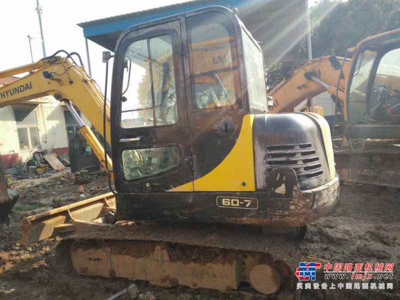 江苏出售转让二手5586小时2013年现代R60挖掘机