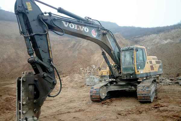 山西出售转让二手6000小时2009年沃尔沃EC360BLC挖掘机