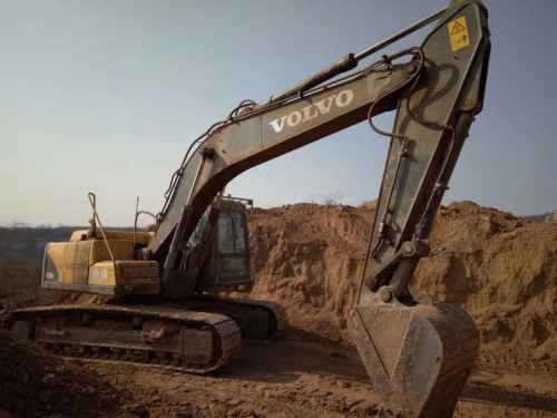 河南出售转让二手8000小时2011年沃尔沃EC210B挖掘机