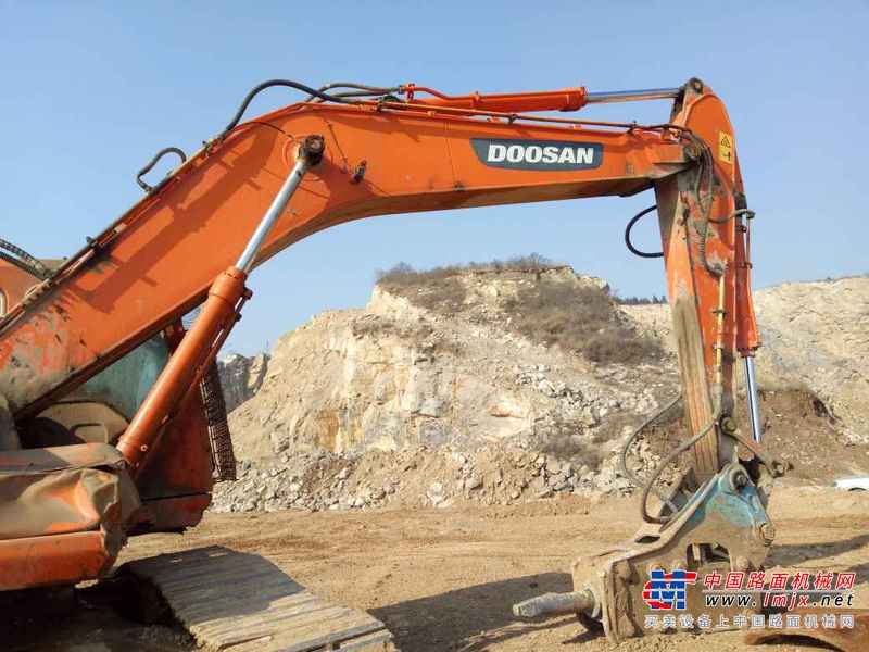 河南出售转让二手7000小时2012年斗山DH220LC挖掘机