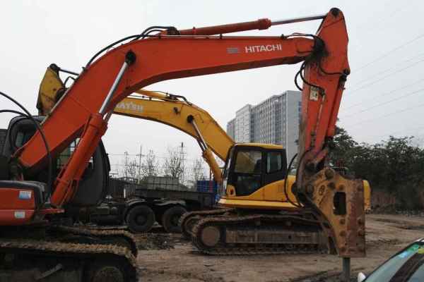 陕西出售转让二手10000小时2006年日立EX230挖掘机