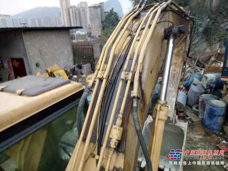 贵州出售转让二手22032小时2003年卡特彼勒320B挖掘机