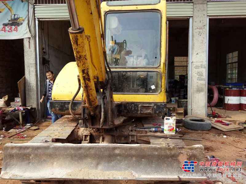 江西出售转让二手10000小时2007年现代R55挖掘机