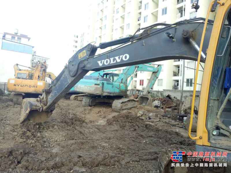 云南出售转让二手3090小时2010年沃尔沃EC140BLC挖掘机