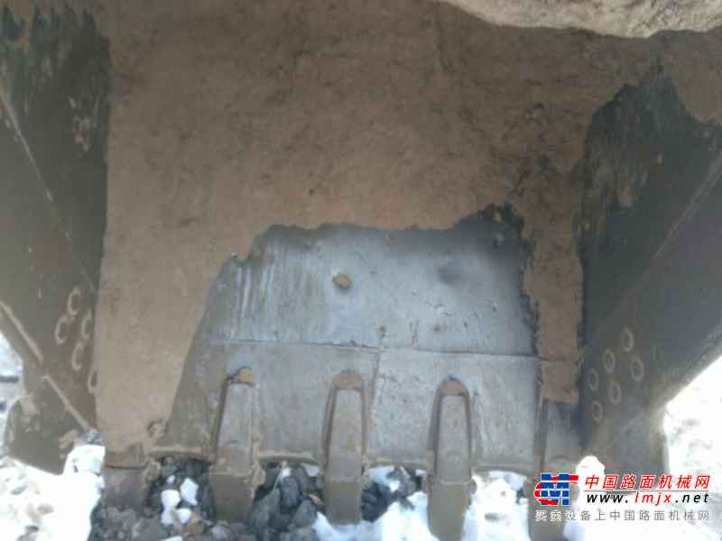 黑龙江出售转让二手10000小时2008年日立ZX200挖掘机