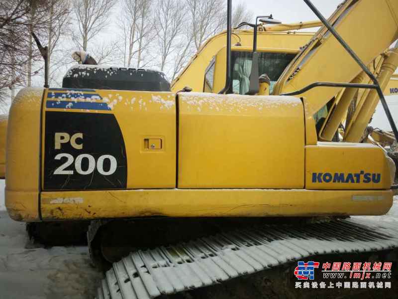 黑龙江出售转让二手12000小时2008年小松PC200挖掘机