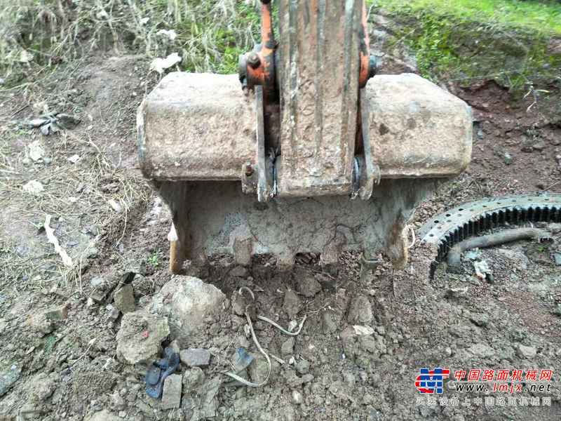 重庆出售转让二手7800小时2011年斗山DH60挖掘机