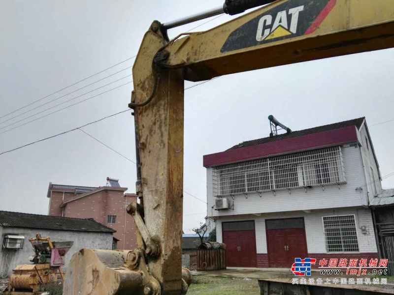 湖南出售转让二手4000小时2013年卡特彼勒323D2L挖掘机