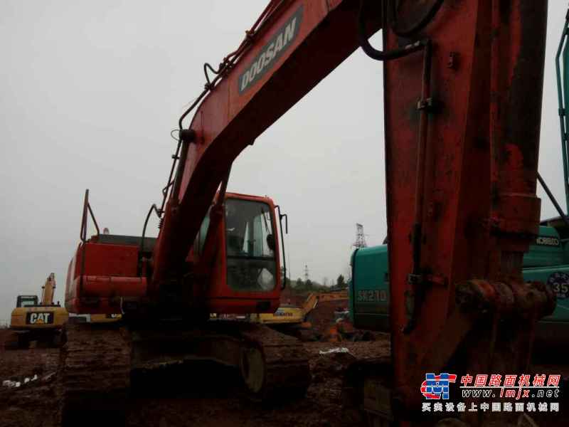 湖南出售转让二手9600小时2009年斗山DH215挖掘机