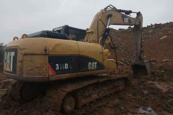 湖南出售转让二手3900小时2012年卡特彼勒315D挖掘机