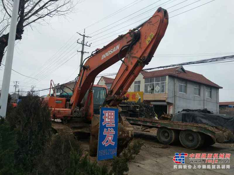 山东出售转让二手12443小时2010年斗山DH225LC挖掘机