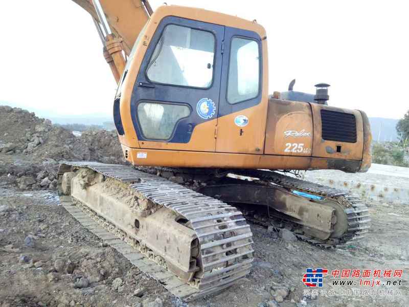 云南出售转让二手12760小时2007年现代R220LC挖掘机