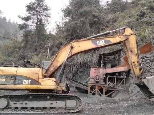 湖南出售转让二手8000小时2009年卡特彼勒320D挖掘机