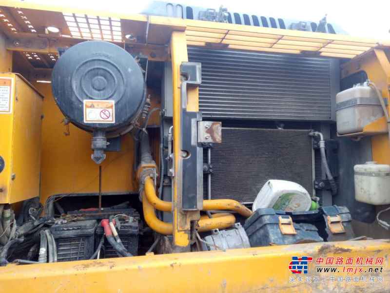 河南出售转让二手7700小时2011年龙工LG6225挖掘机
