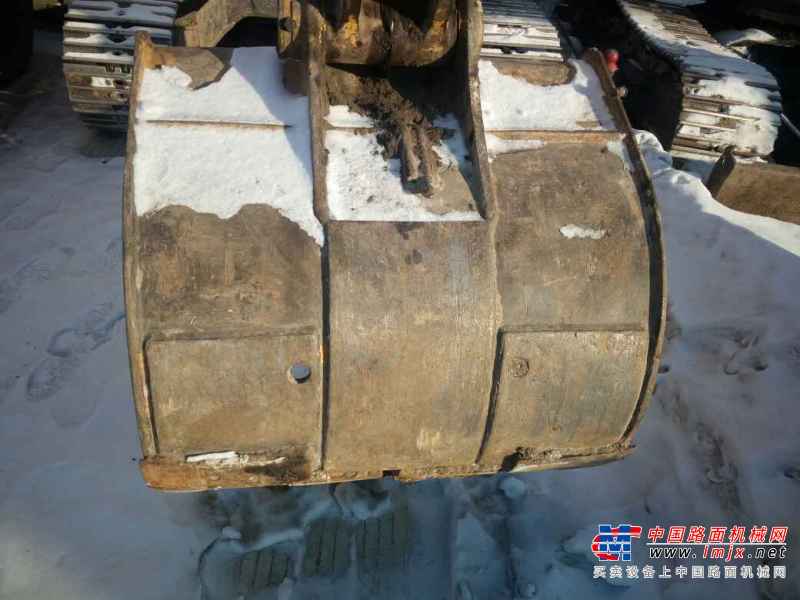 黑龙江出售转让二手6500小时2010年小松PC60挖掘机