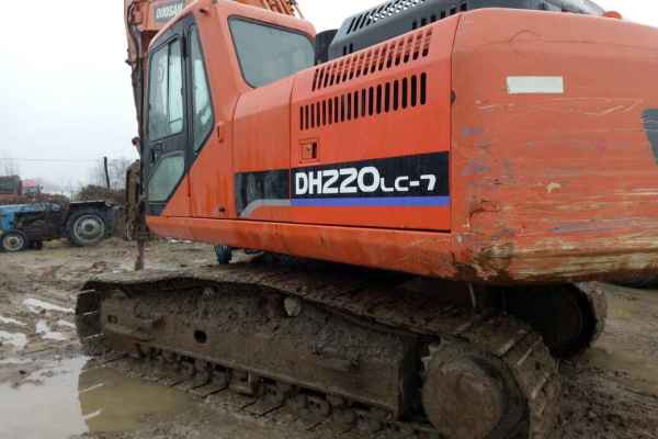 安徽出售转让二手6393小时2012年斗山DH215挖掘机