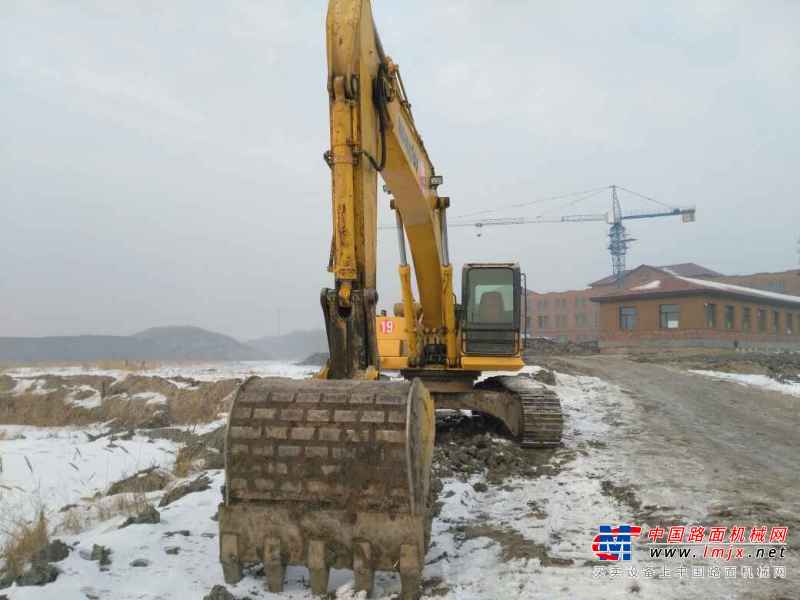 黑龙江出售转让二手10000小时2011年小松PC360挖掘机