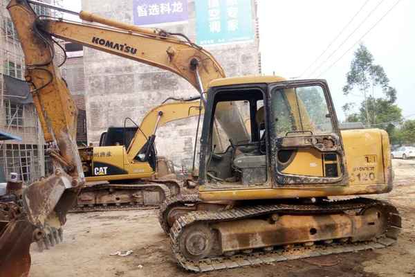 广东出售转让二手13550小时2003年小松PC120挖掘机
