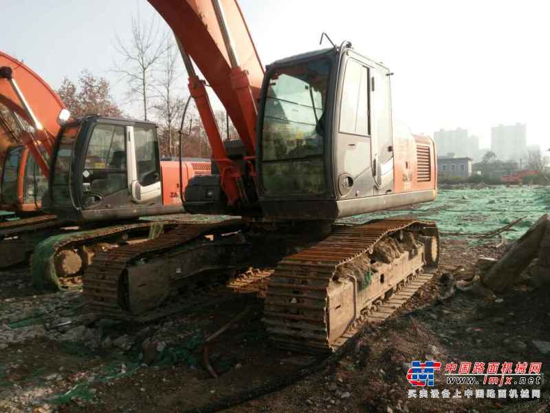 陕西出售转让二手6000小时2010年日立ZX270挖掘机