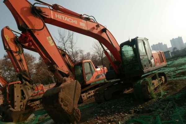 陕西出售转让二手6000小时2010年日立ZX200挖掘机
