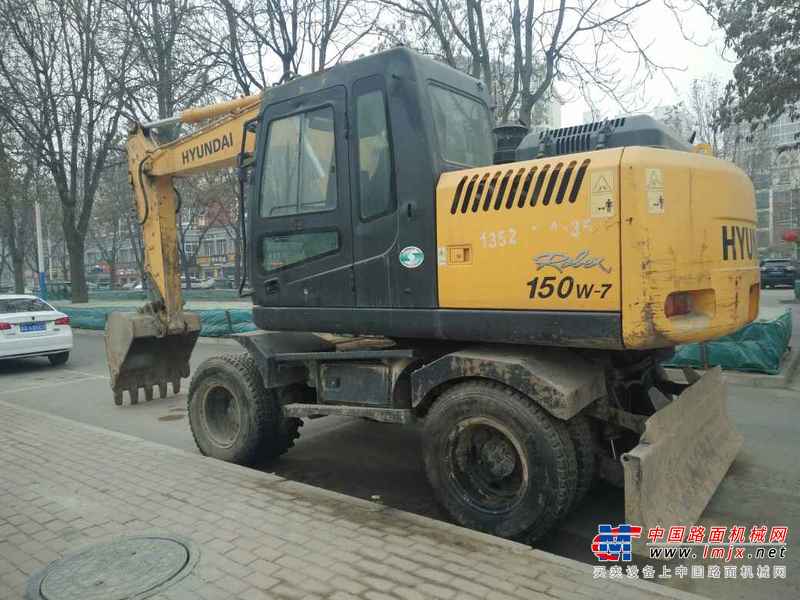 河北出售转让二手3250小时2011年现代轮挖R150W挖掘机