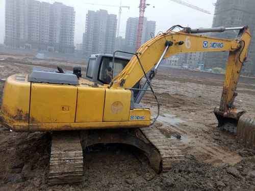 安徽出售转让二手5500小时2012年徐工XE215C挖掘机