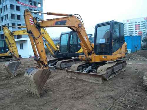 山东出售转让二手2550小时2012年福田雷沃FR65V8挖掘机