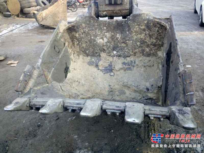 黑龙江出售转让二手10000小时2010年日立ZX330挖掘机