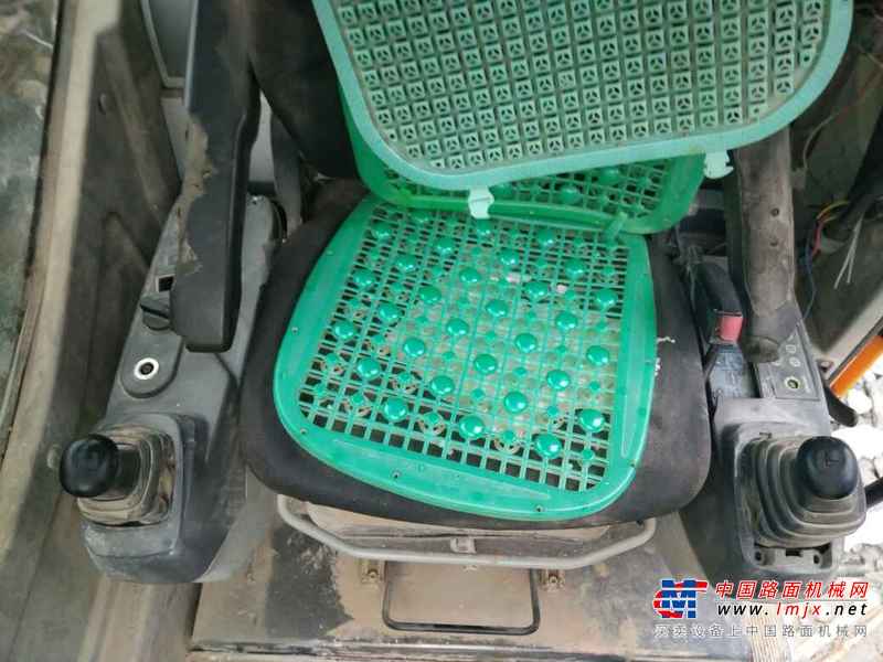 河南出售转让二手6500小时2012年龙工LG6225挖掘机