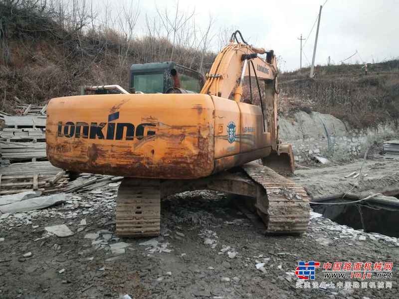 河南出售转让二手6500小时2012年龙工LG6225挖掘机