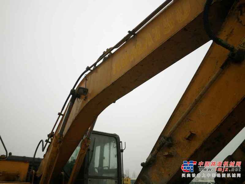 山西出售转让二手3000小时2012年龙工LG6235挖掘机