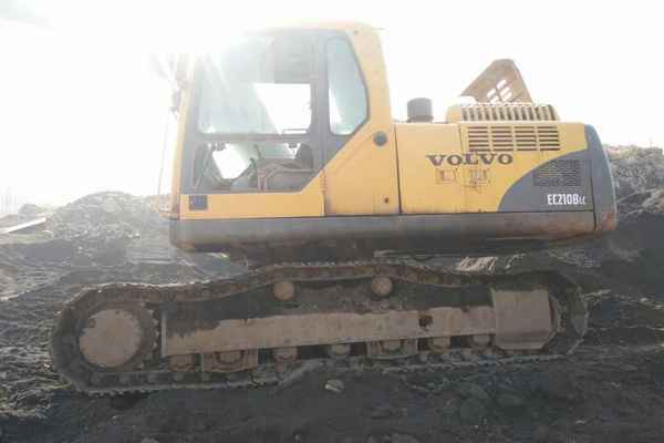 山东出售转让二手8128小时2009年沃尔沃EC210B挖掘机