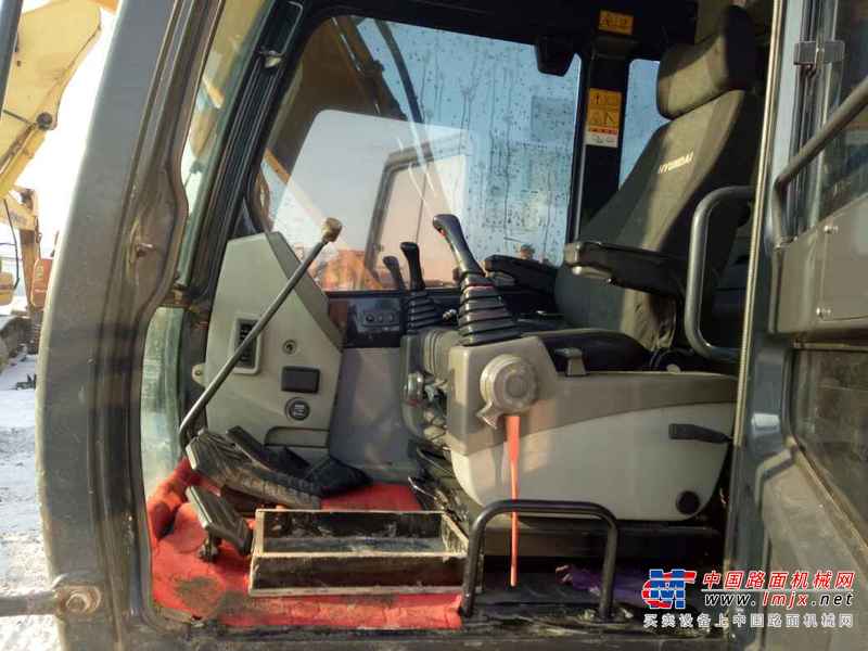 吉林出售转让二手6800小时2012年现代R110挖掘机