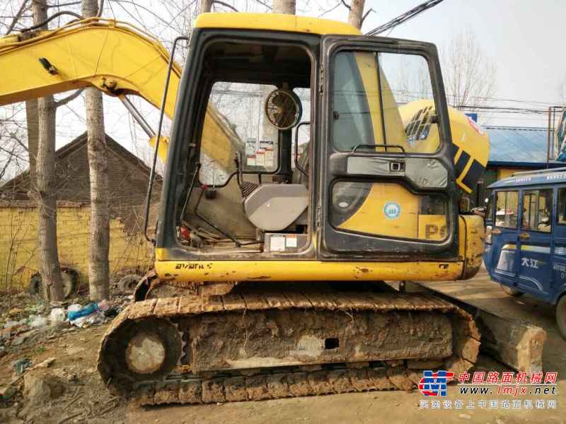 河南出售转让二手15800小时2004年小松PC60挖掘机