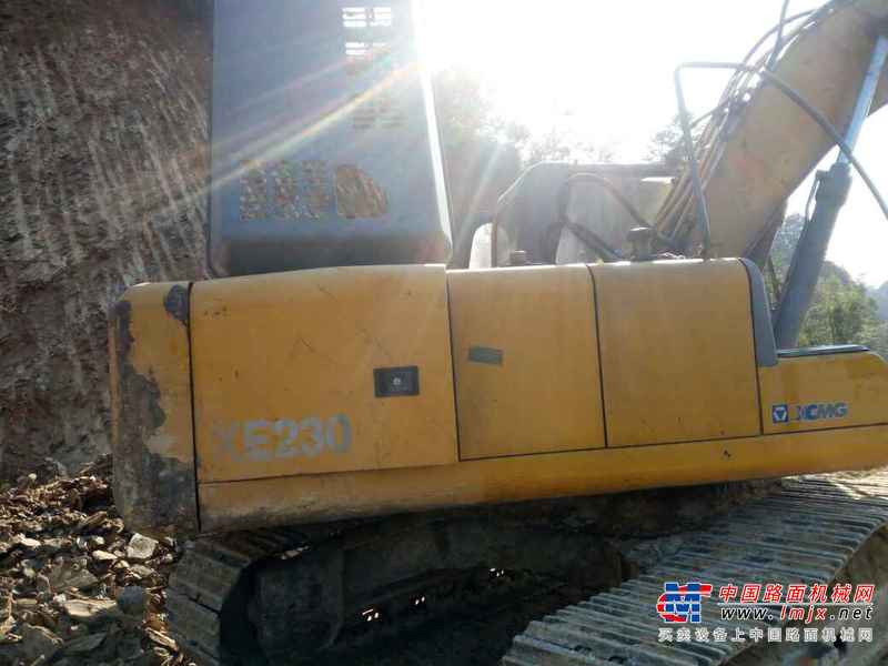 江西出售转让二手7200小时2012年徐工XE210W挖掘机
