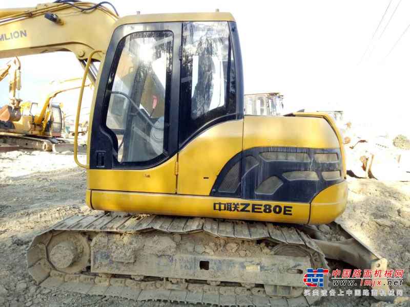云南出售转让二手2438小时2011年中联重科ZE80挖掘机