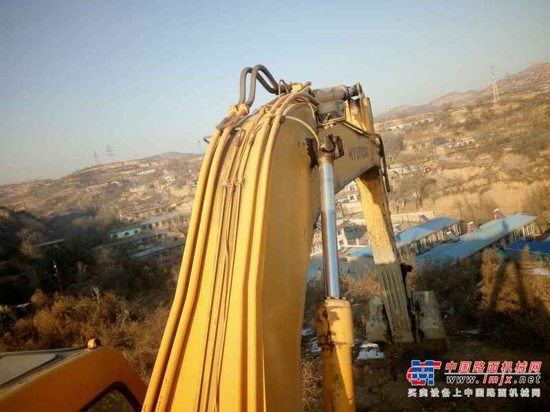 山西出售转让二手15000小时2002年现代R210挖掘机