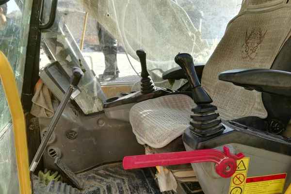山西出售转让二手9800小时2013年沃尔沃EC250D挖掘机