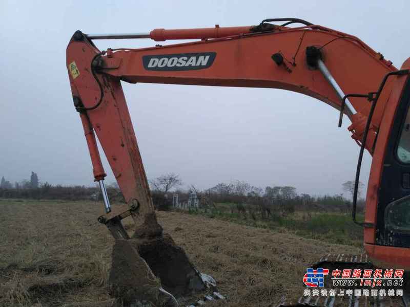 江西出售转让二手6238小时2011年斗山DH225LC挖掘机