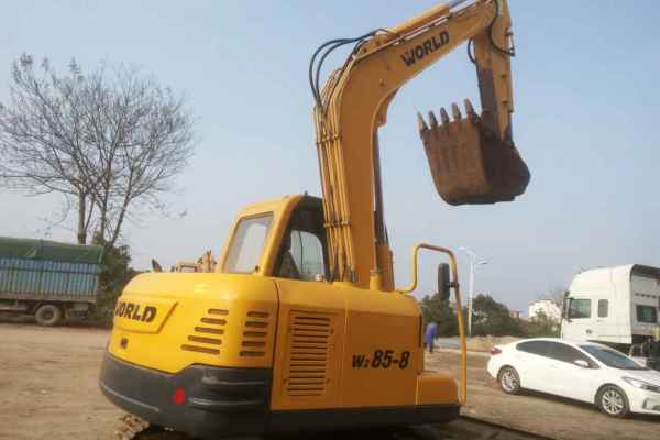 江西出售转让二手2600小时2013年沃得重工W285挖掘机