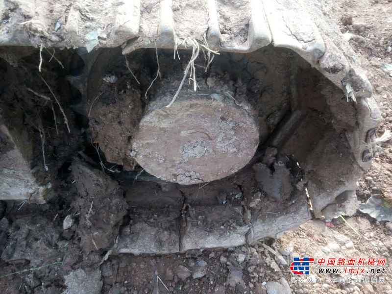 江西出售转让二手2000小时2013年沃得重工W2139挖掘机