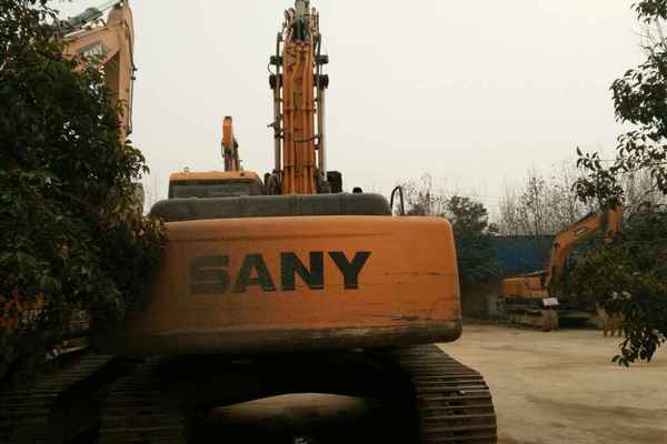 陕西出售转让二手5800小时2011年三一重工SY235C挖掘机