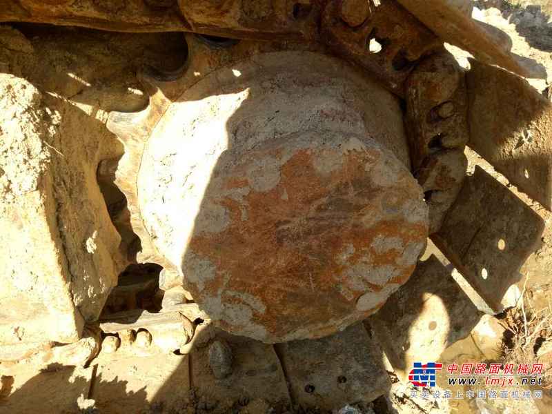 云南出售转让二手8042小时2011年日立EX120挖掘机