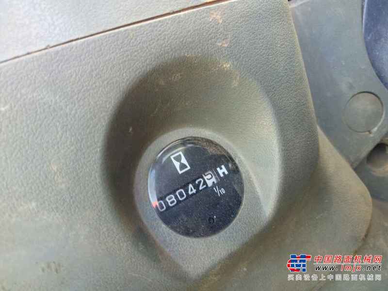 云南出售转让二手8042小时2011年日立EX120挖掘机