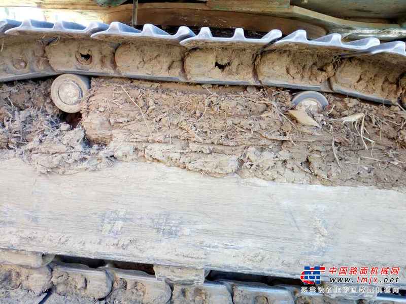 云南出售转让二手8000小时2011年神钢SK140LC挖掘机