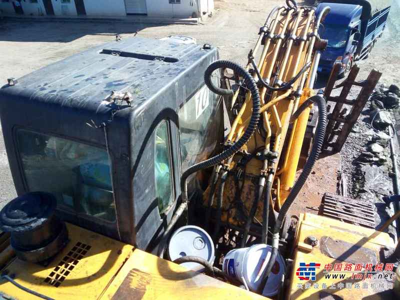 云南出售转让二手8988小时2011年现代R225LC挖掘机